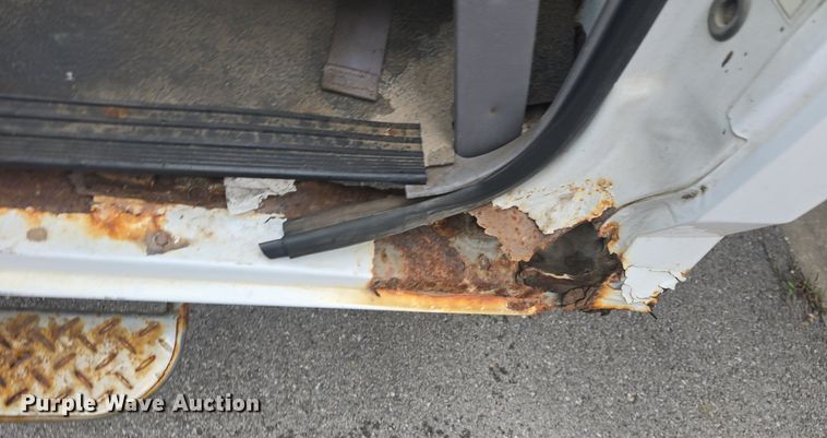 image for item EK2194 1997 Ford F450 Super Duty  box truck