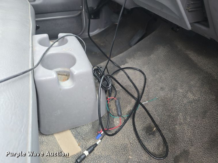 image for item EK2194 1997 Ford F450 Super Duty  box truck