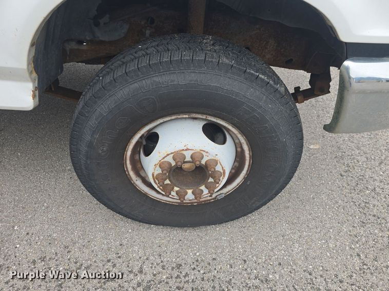 image for item EK2194 1997 Ford F450 Super Duty  box truck