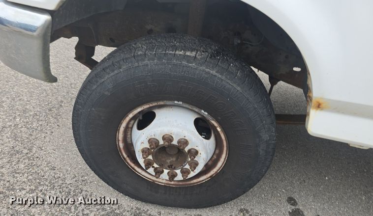 image for item EK2194 1997 Ford F450 Super Duty  box truck