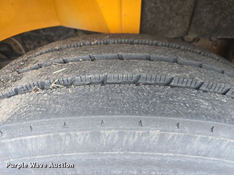 image for item EK2197 2012 IC PB10500 school bus