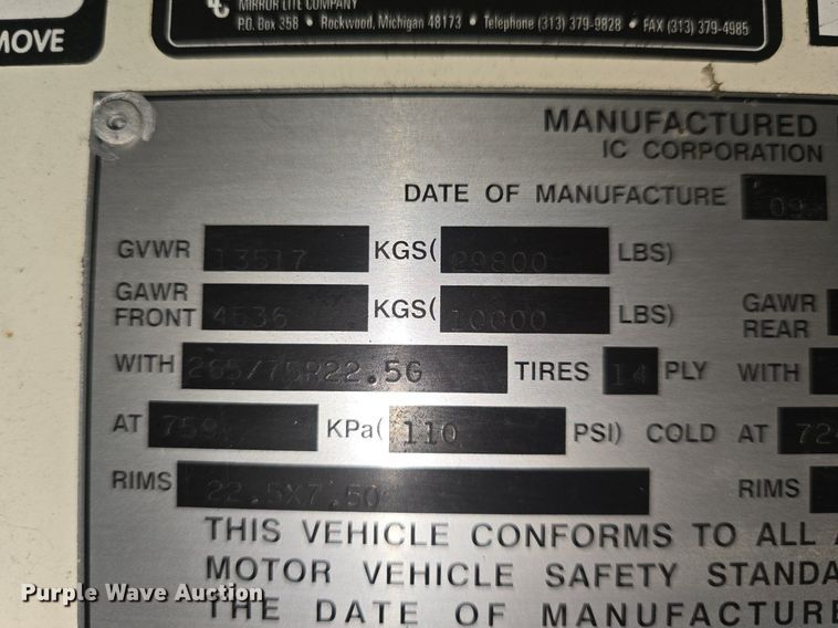 image for item EK2197 2012 IC PB10500 school bus