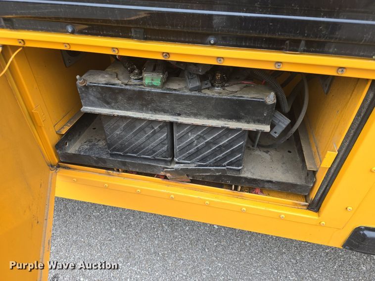 image for item EK2198 2012 IC PB10500 school bus