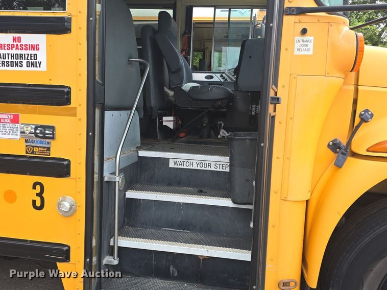image for item EK2198 2012 IC PB10500 school bus