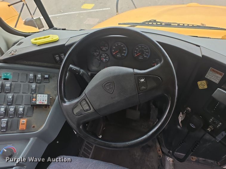 image for item EK2198 2012 IC PB10500 school bus