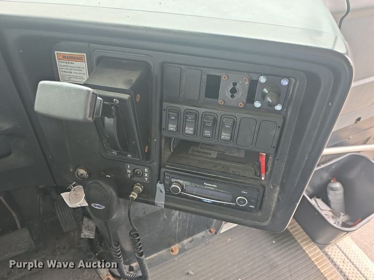 image for item EK2198 2012 IC PB10500 school bus