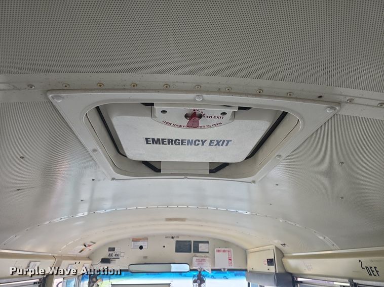 image for item EK2198 2012 IC PB10500 school bus