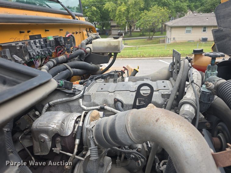 image for item EK2198 2012 IC PB10500 school bus