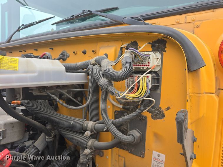 image for item EK2198 2012 IC PB10500 school bus