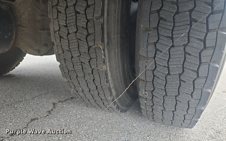 image for item EK2198 2012 IC PB10500 school bus