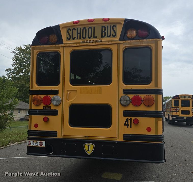 image for item EK2199 2013 IC PB10500 school bus