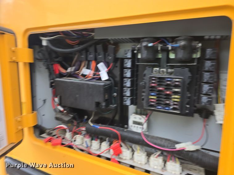 image for item EK2199 2013 IC PB10500 school bus