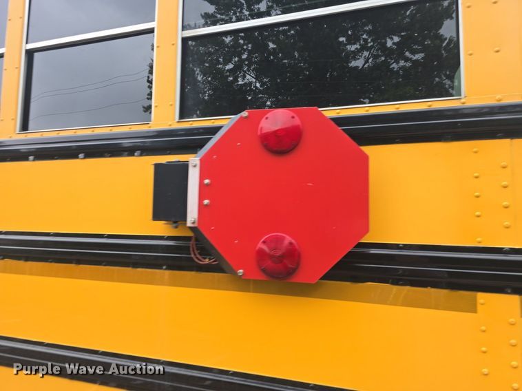image for item EK2199 2013 IC PB10500 school bus