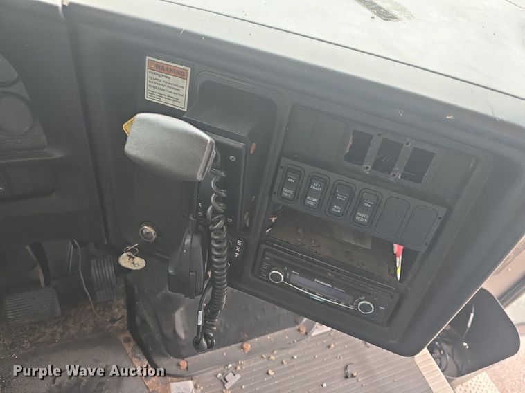 image for item EK2199 2013 IC PB10500 school bus