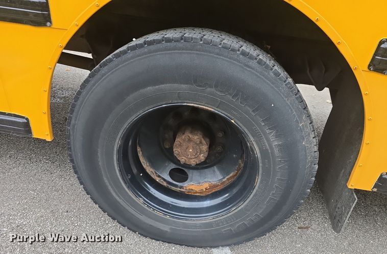 image for item EK2199 2013 IC PB10500 school bus