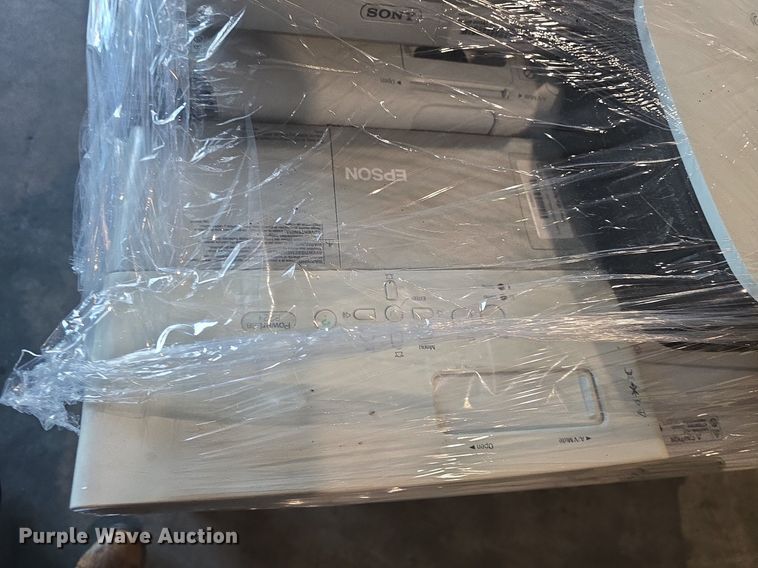 image for item EK2201 Approximately 110 projectors