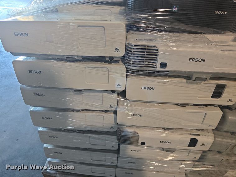 image for item EK2201 Approximately 110 projectors