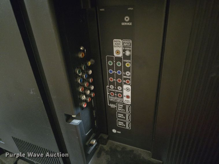 image for item EK2203 (3) televisions