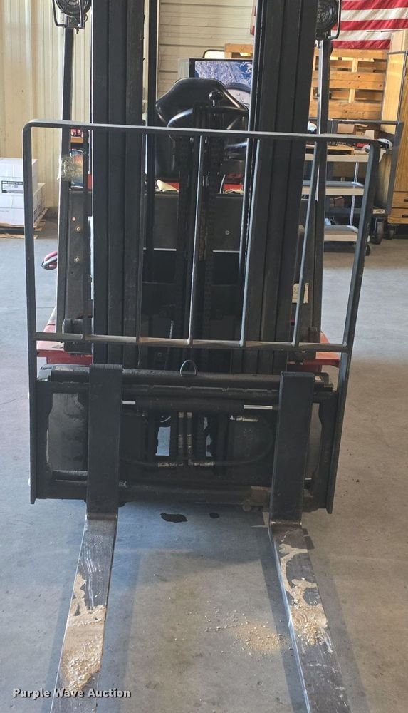 image for item EK2223 Tusk 400MBS-3 forklift