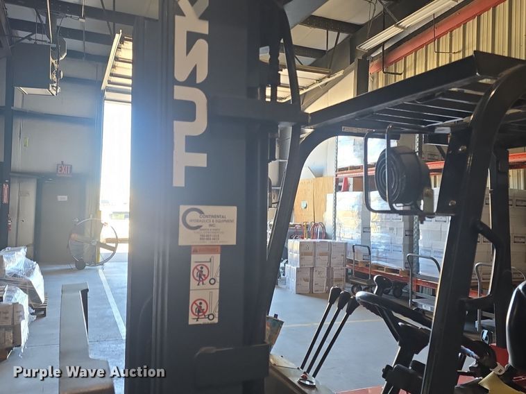 image for item EK2223 Tusk 400MBS-3 forklift