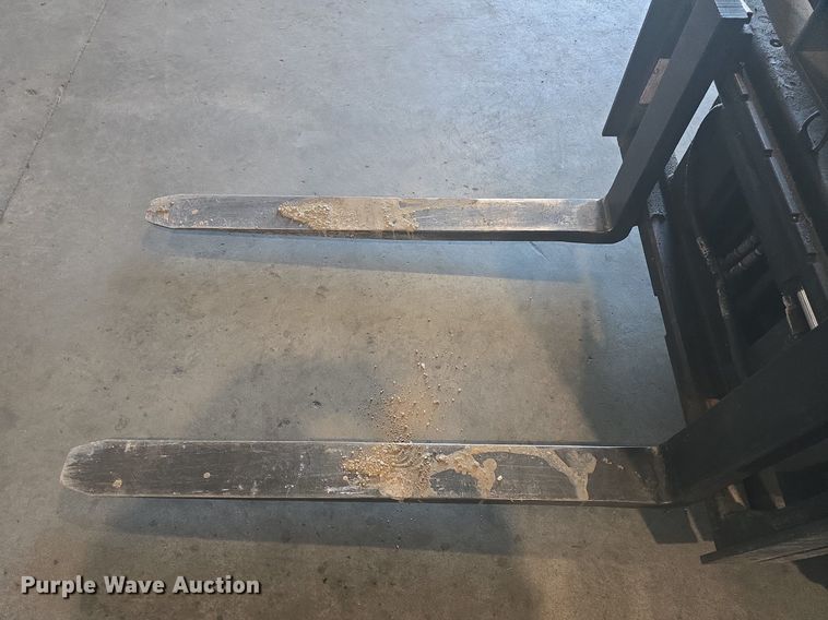 image for item EK2223 Tusk 400MBS-3 forklift