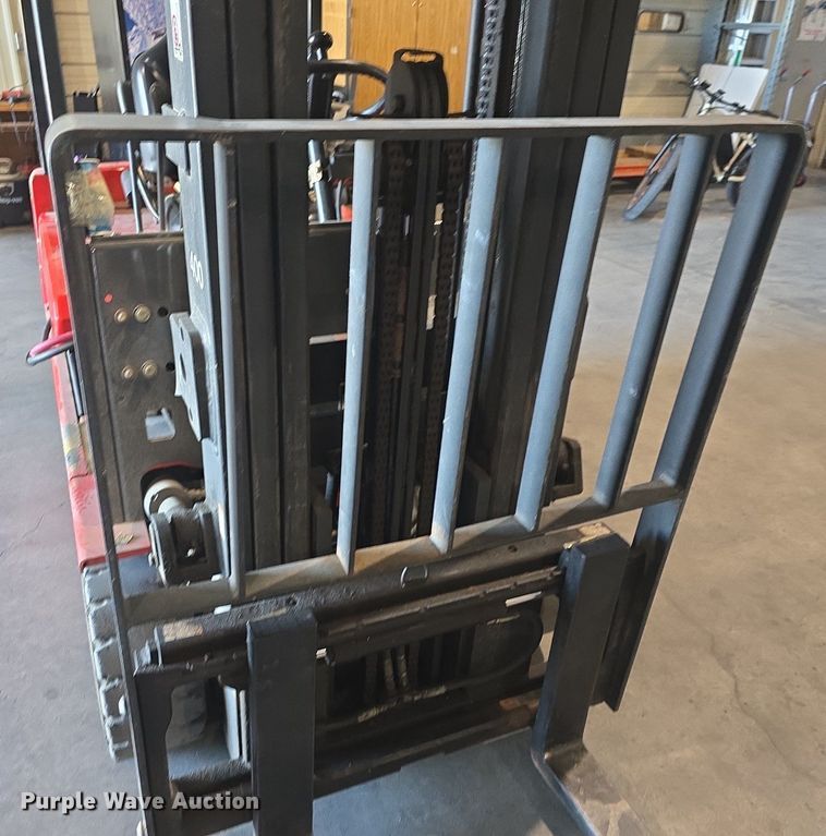image for item EK2223 Tusk 400MBS-3 forklift