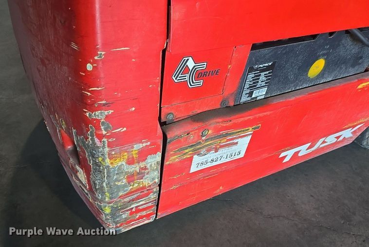 image for item EK2223 Tusk 400MBS-3 forklift