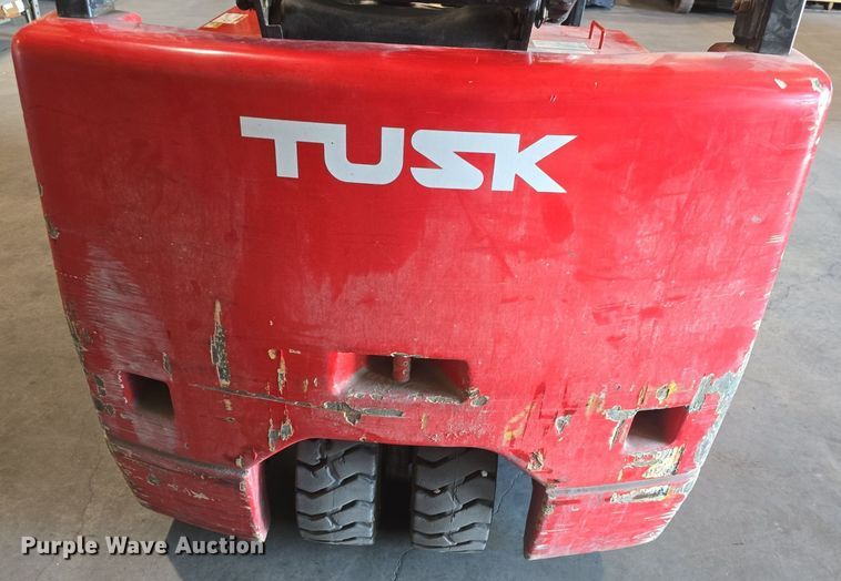 image for item EK2223 Tusk 400MBS-3 forklift
