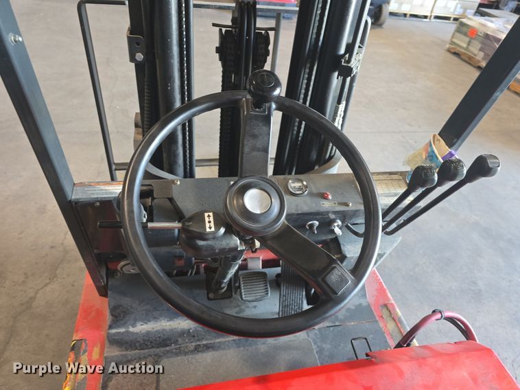 image for item EK2223 Tusk 400MBS-3 forklift