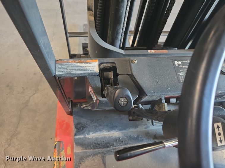 image for item EK2223 Tusk 400MBS-3 forklift