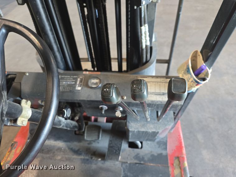 image for item EK2223 Tusk 400MBS-3 forklift