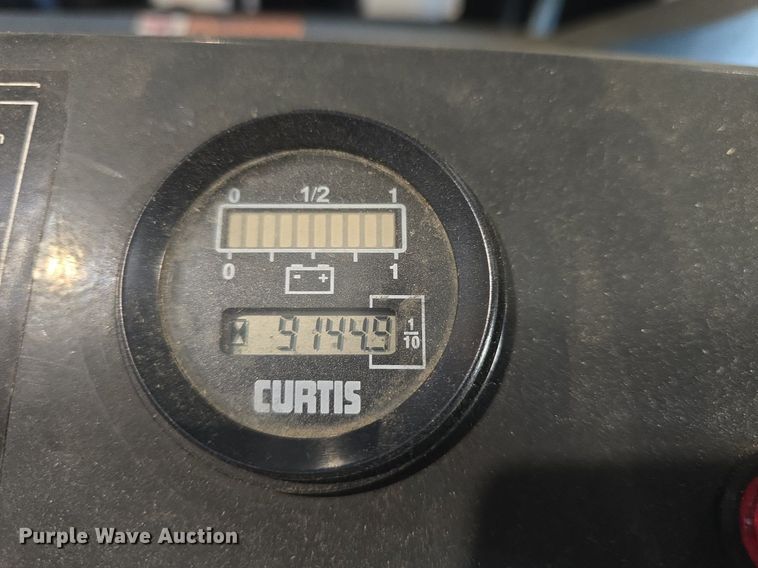 image for item EK2223 Tusk 400MBS-3 forklift