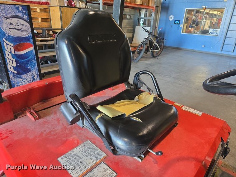 image for item EK2223 Tusk 400MBS-3 forklift