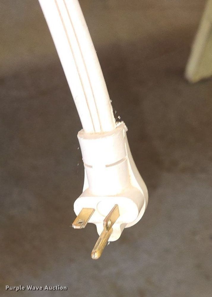 image for item EK2229 DeWalt  790 12