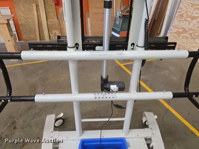 image for item EK2230 Smartboard Office equipment