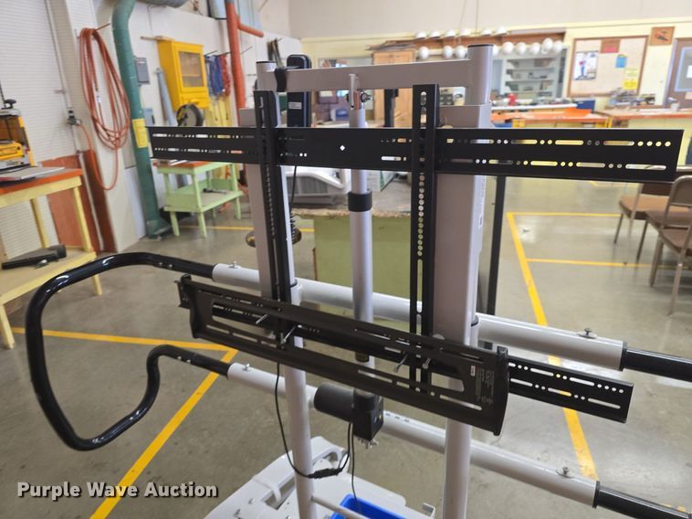 image for item EK2230 Smartboard Office equipment