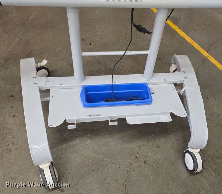 image for item EK2230 Smartboard Office equipment