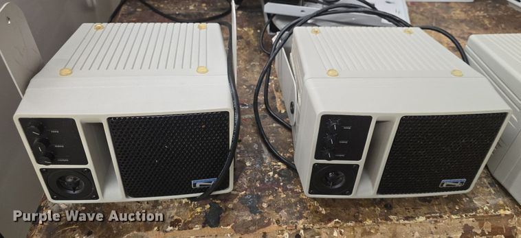 image for item EK2230 Smartboard Office equipment