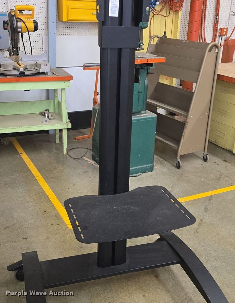 image for item EK2230 Smartboard Office equipment