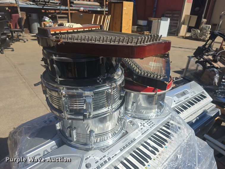 image for item EK2239 Musical equipment