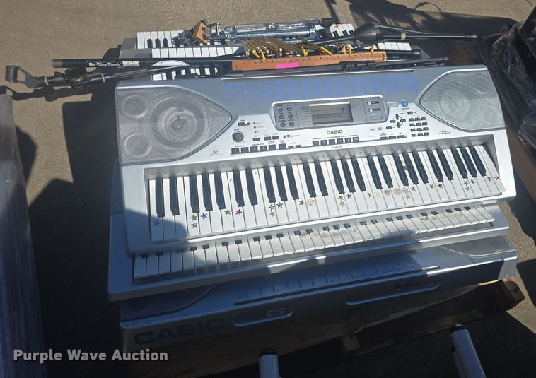 image for item EK2239 Musical equipment