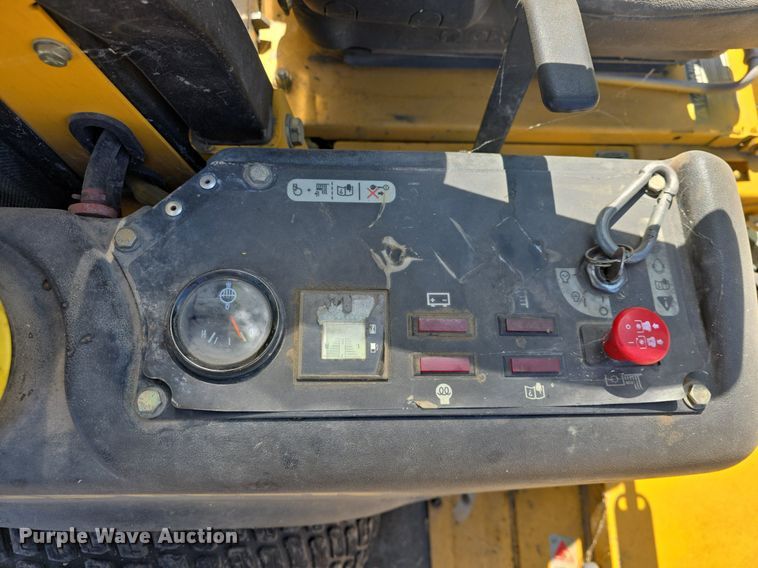 image for item EK2253 2015 Hustler Hustler Z ZTR lawn mower