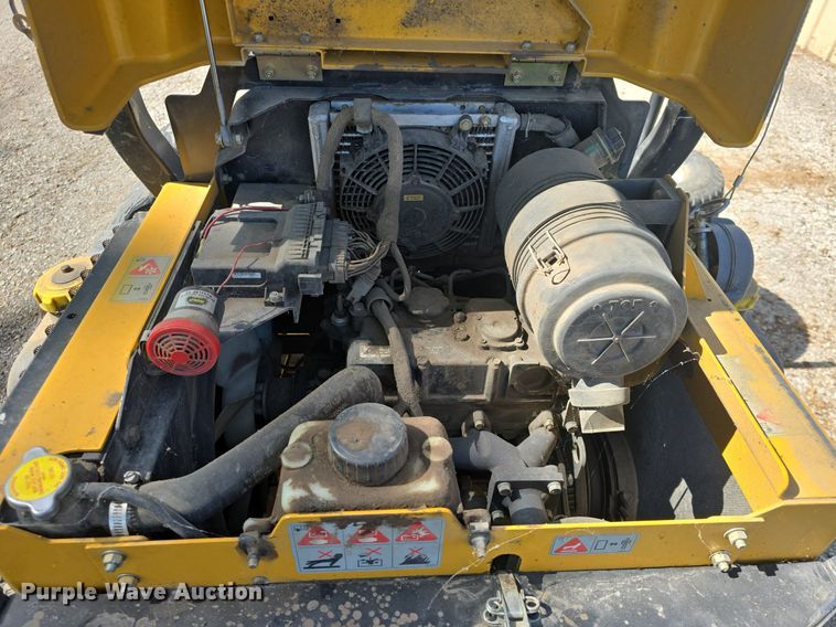 image for item EK2254 2016 Hustler  Hustler Z ZTR lawn mower