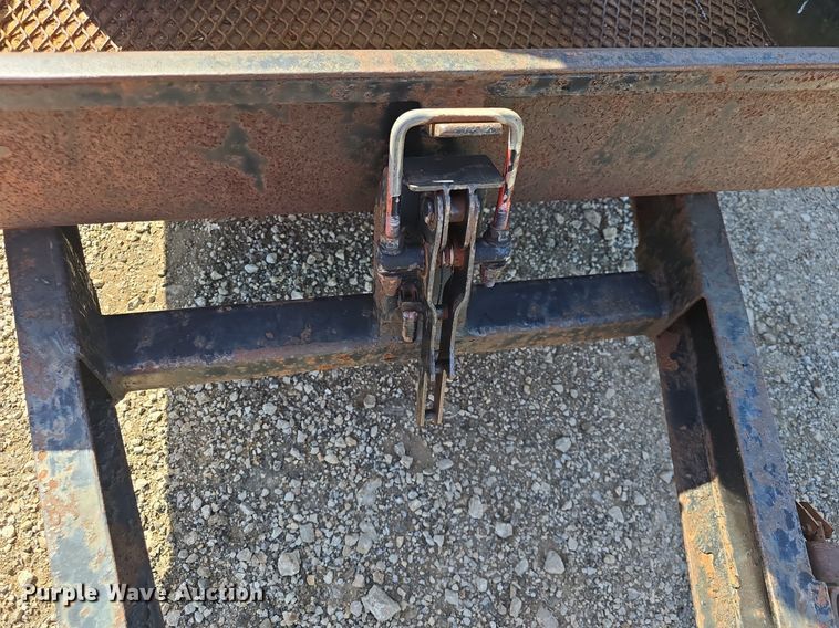 image for item EK2260 2000 Skyjack  SJ111 3219 scissor lift