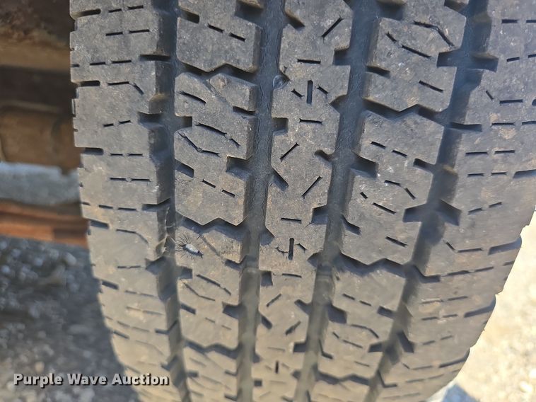 image for item EK2260 2000 Skyjack  SJ111 3219 scissor lift