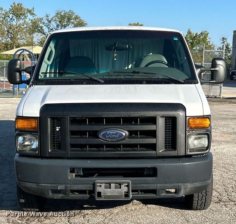 image for item EK3387 2008 Ford E150 van