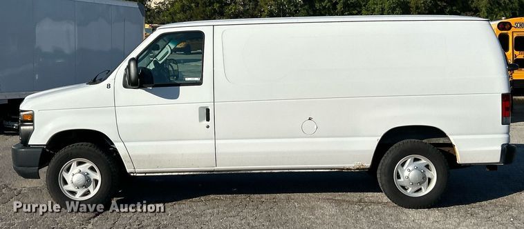 image for item EK3387 2008 Ford E150 van