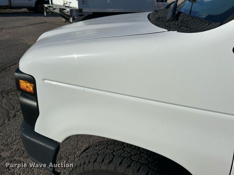 image for item EK3387 2008 Ford E150 van