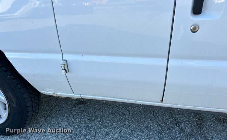 image for item EK3387 2008 Ford E150 van