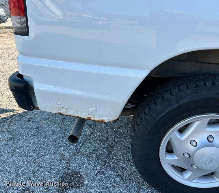 image for item EK3387 2008 Ford E150 van